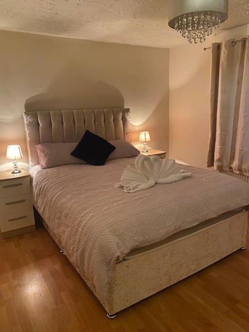 3 Bedroom Home-Inverkeithing Bagian luar foto