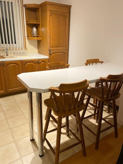 3 Bedroom Home-Inverkeithing Bagian luar foto
